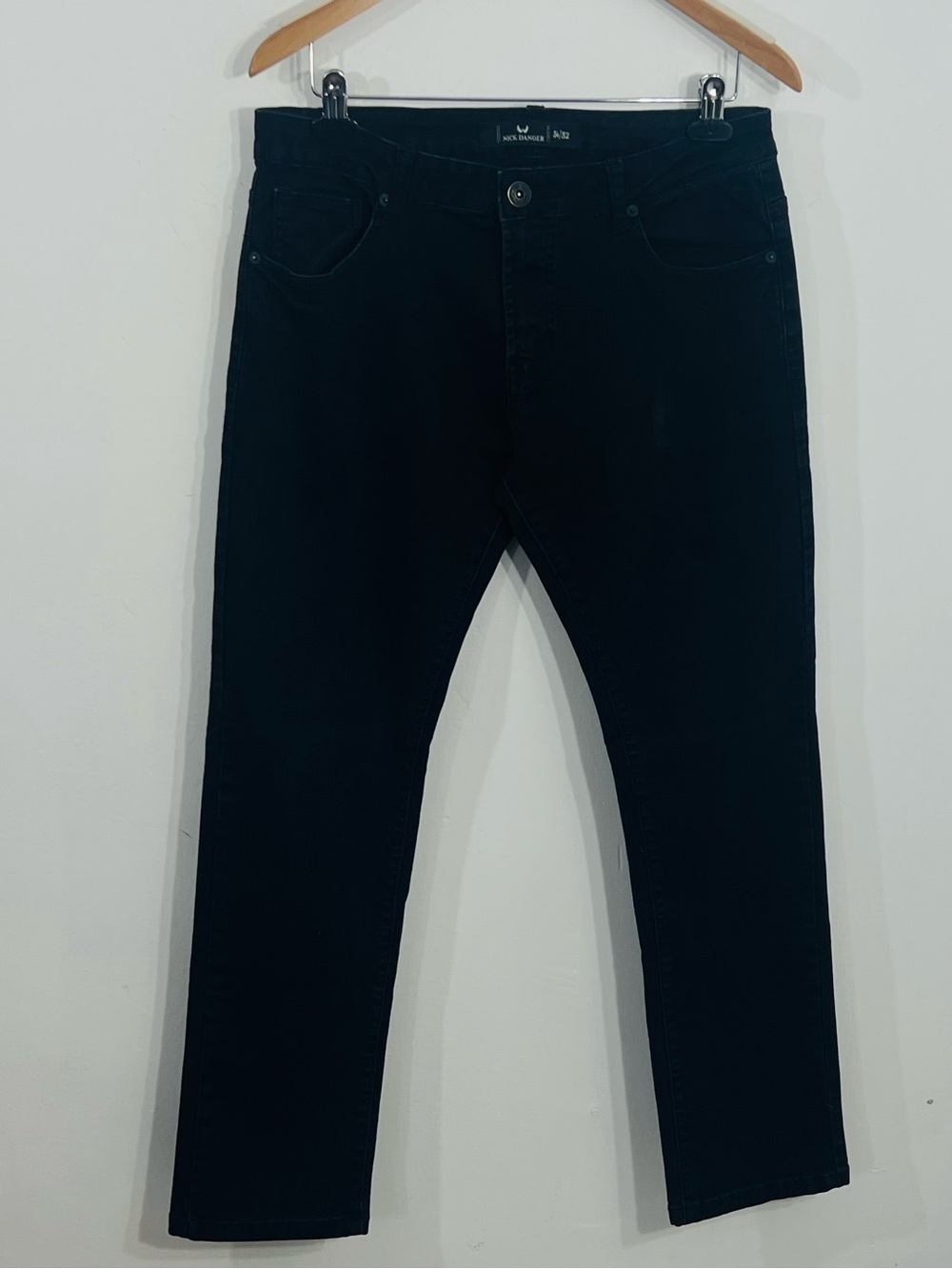 Nick Danger Men's Black Denim Jeans Solid 5-Pocket Logo Button Zip Closure